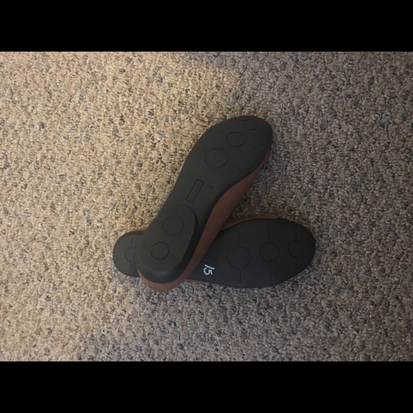 whiteMT Shoes Nwt Comfortable Flats In Browncopper And Black Poshmark